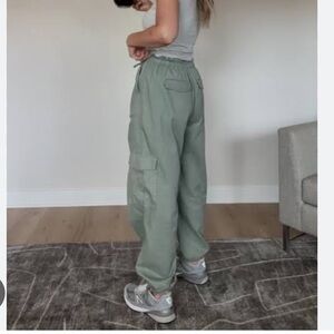 Abercrombie & Fitch Green Cargo Parachute Pant